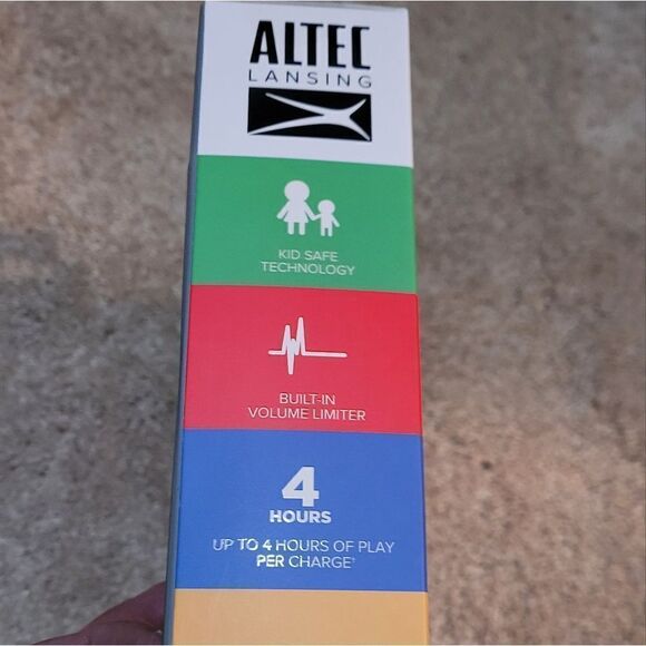 NIB Kid Safe Wireless & Wired Headphones Bluetooth Pink - Picture 3 of 5